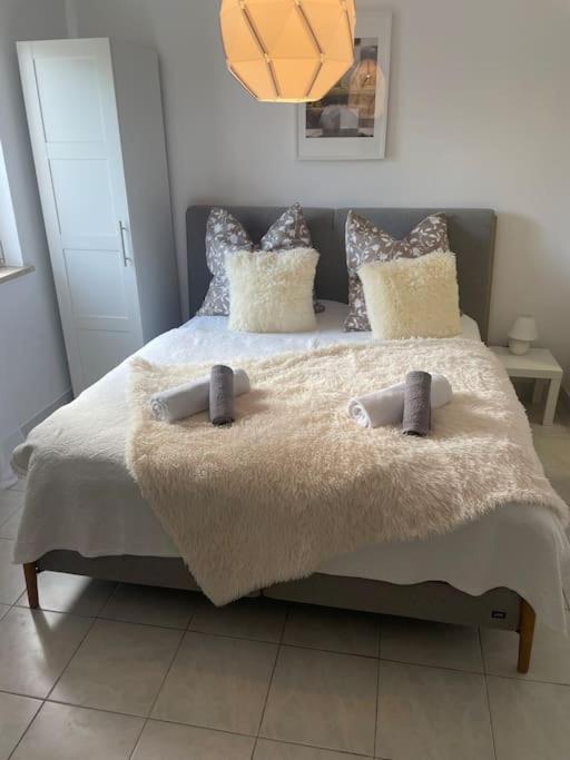Enna Apartment 1 Perfect Location Medolino Esterno foto